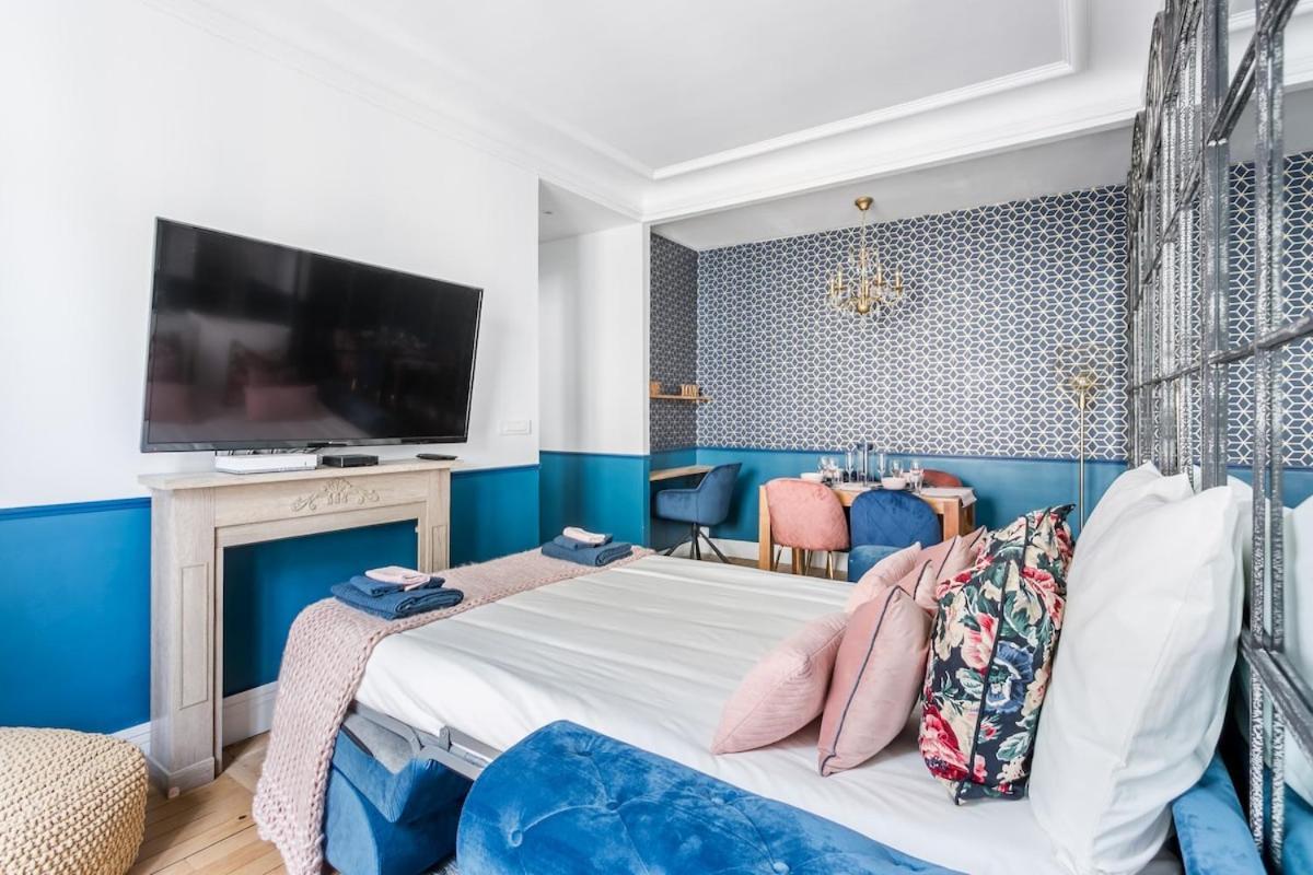 V3 Vibrant Luxurious Steps From Trocadero Appartement